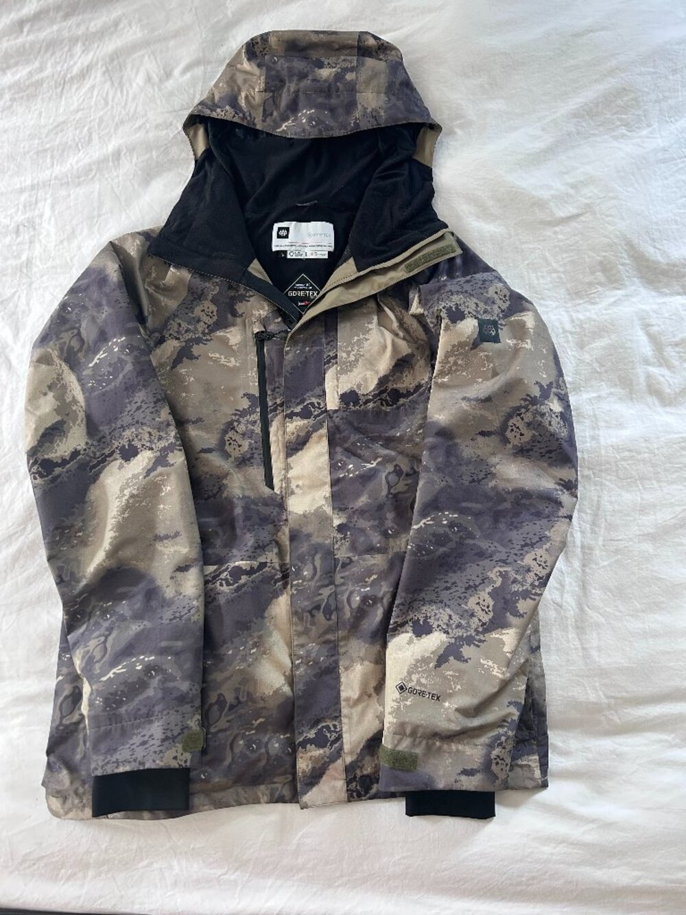 686 Men's GORE-TEX Core Shell Jacket Jacket - Sage Hemisphere